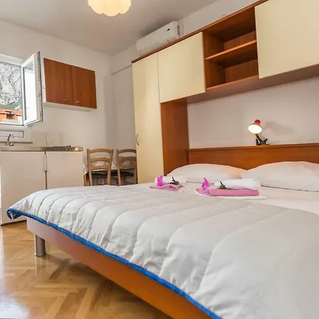 Appartement Mara *