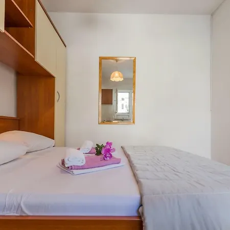 Mara * Макарска