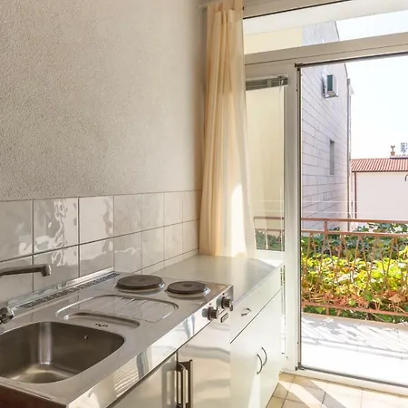 Mara * Макарска