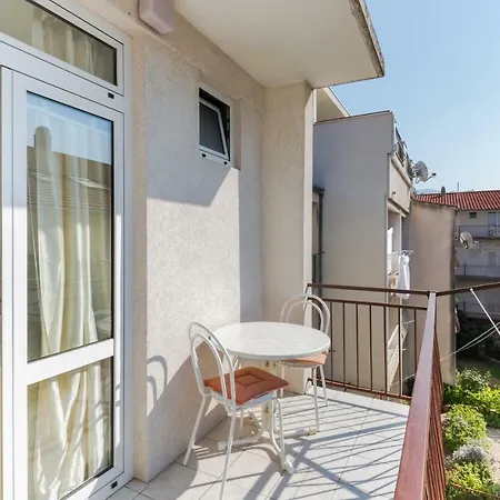 Mara * Макарска